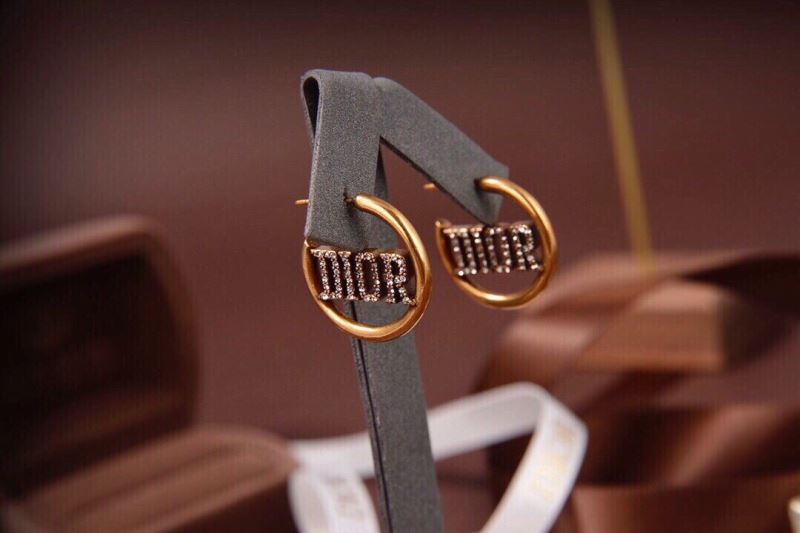 chr1st1an D10r earrings